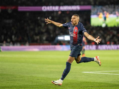 L Au Convins Kylian Mbappe Urmeaz S Semneze Contractul