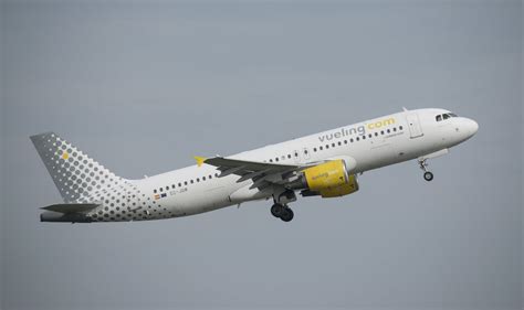 Ec Jgm Vueling Airbus A Ec Jgm Departing Birmingham Wit Flickr