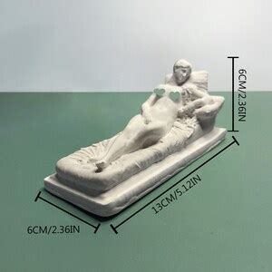 Sleeping Female Naked Plaster Sculpture Ancient Roman Plaster Ornament Arts Gypsum Statue Draw