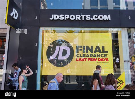 Jd Sports Shop Hi Res Stock Photography And Images Alamy