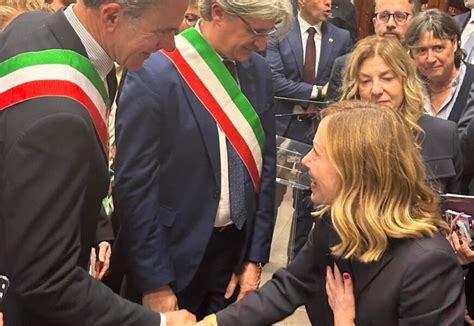 Il Premier Giorgia Meloni Firma Laccordo Di Coesione Tra Governo E