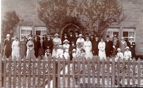 50 Fascinating Vintage Wedding Photos From The Roaring 20s Vintage