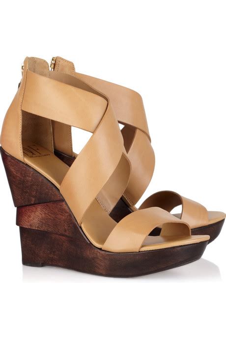 Wearable Trends Diane Von Furstenberg Opal Leather Wedge Sandals