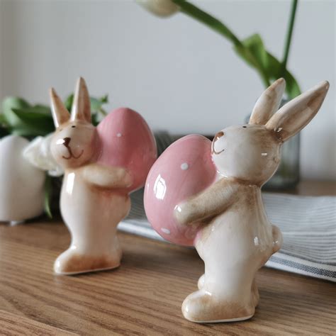 Standing Easter Bunnies Set Almasea