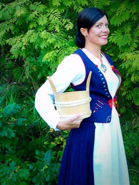 Folk Costume Costumes Kuvia Traditional Clothes Clothing Styles
