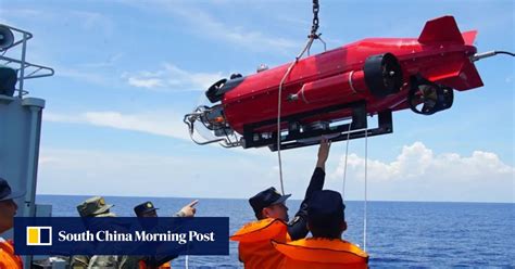 Pla Carries Out South China Sea Minesweeping Drill South China