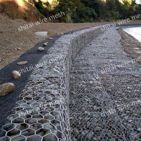 River Care Hexagonal Gabion Box Water Conservancy Project Gabion Wire