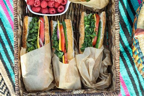 Vegan sandwiches for lunch at the beach | Premium Photo - rawpixel