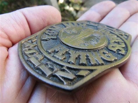 Vtg TOM MIX FLYING SCHOOL Belt Buckle 1976 Aspen DEZY Colorado DIX ...