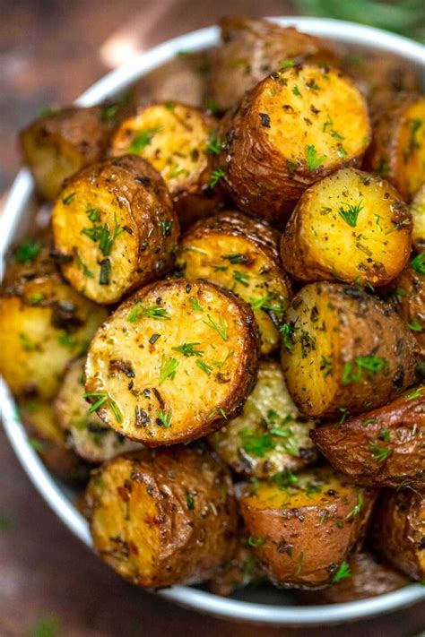 Garlic Roasted Potatoes Recipe Video Sweet And Savory Meals