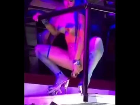 Mujer Luna Bella Con Botellas XVIDEOS