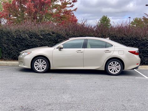 Satin Cashmere Metallic R Lexus