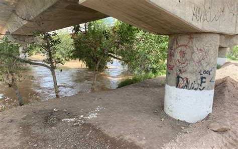 Bordean puntos clave de Meoqui para evitar desborde del río San Pedro