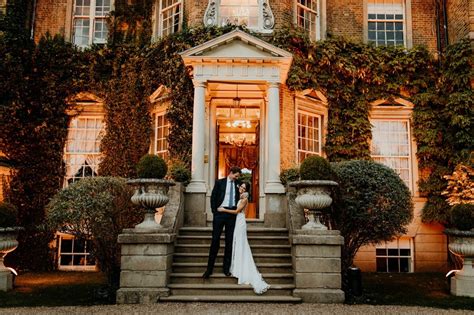 Historic Venue Surrey | Hampton Court House | Amazing Space Weddings