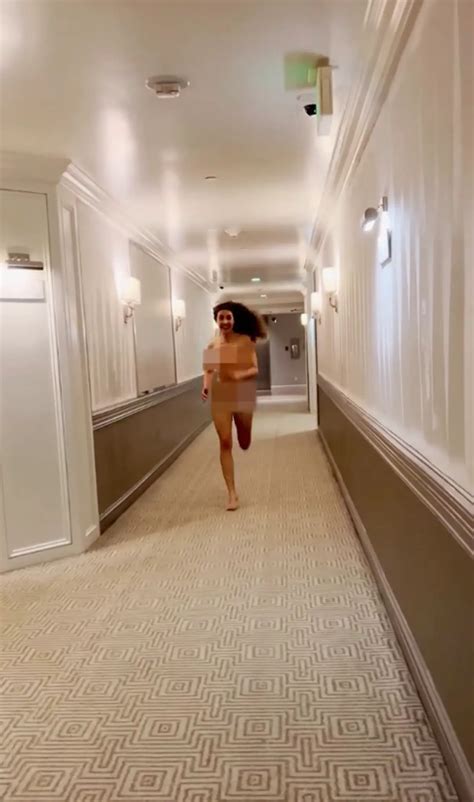 Watch Alison Brie Go Viral After Going Naked While Running Through The Hallways Of West
