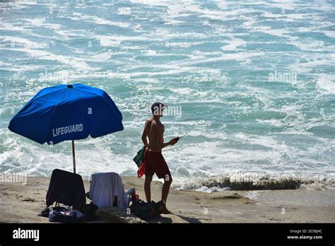 Male Lifeguard High Resolution Stock Photography And Images Alamy