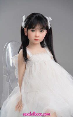 Cute Lesbian Sex With Sex Doll Deloria SexDollxxx