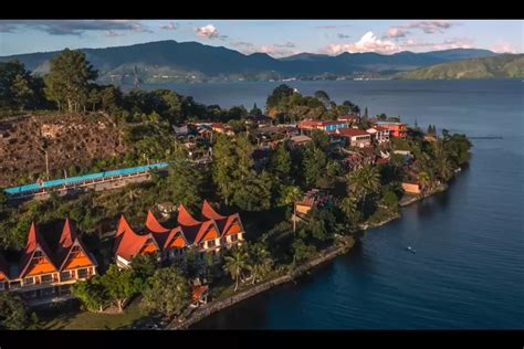 Danau Toba Pesona Wisata Alam Dan Budaya Yang Menakjubkan Urban Garut