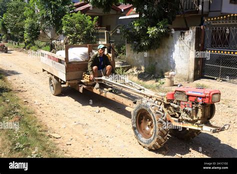 Tracteur Fotos Und Bildmaterial In Hoher Aufl Sung Alamy