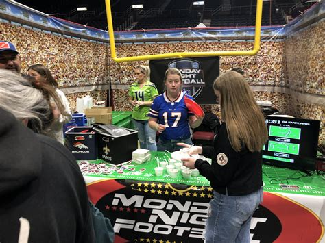 (PHOTOS) Manor Heights Elementary Jumping Jaguars raise over $24,000