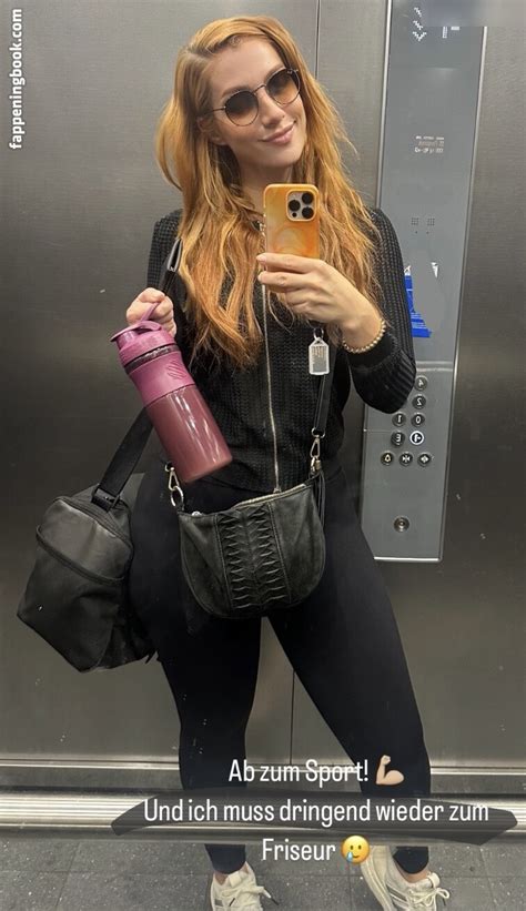 Lara Loft Nude OnlyFans Leaks Fappening FappeningBook