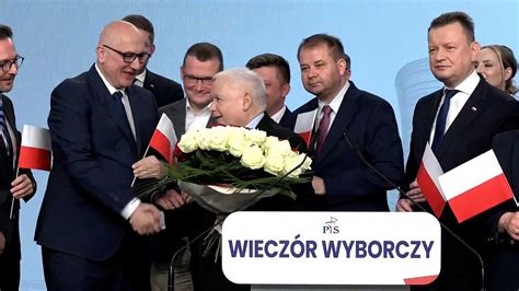 Kaczyński po wstępnych wynikach wyborów Myśmy bardzo słabych rządów