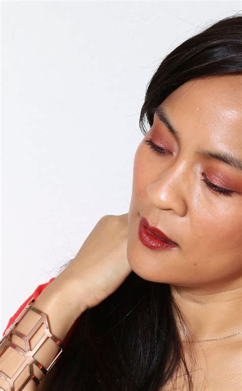 The Urban Decay Naked Heat Palette 24 7 Glide On Eye Pencils And Vice Lipsticks Burn Baby