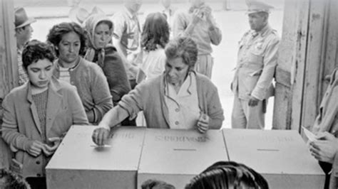 Voto De La Mujer En México Se Conmemoran 68 Años Unotv