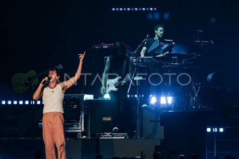 Konser Charlie Puth Di Jakarta Antara Foto