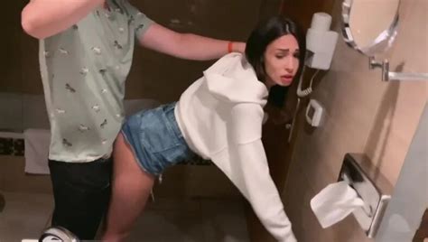 Amateur Public Sex In Toilet Amat R Kamu Seks I Inde Tuvalet