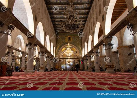 Interior Da Mesquita De Alaqsa Na Antiga Cidade De Jerusalem Israel 21