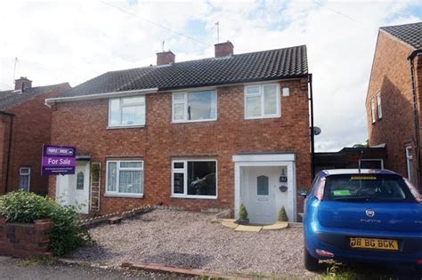 3 Bedroom Semi Detached House For Sale In Larch Road Kingswinford Dy6 8dg