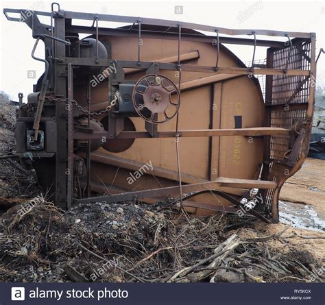 Railroad tanker car hi-res stock photography and images - Alamy