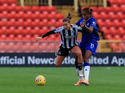 The gaming community is outraged by the latest 7 days to day patch 25