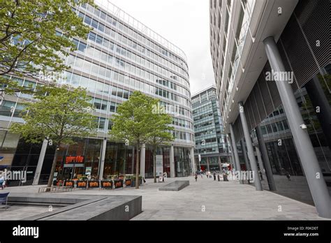 Hardman Square Spinningfields Manchester Hi Res Stock Photography And