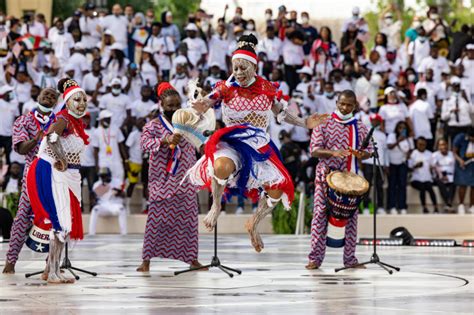 Top 10 Liberian Culture, Customs, and Etiquette - toplist.info