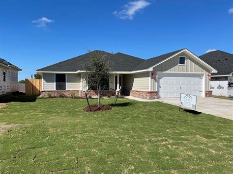 405 Daisy Ln Robinson Tx 76706 Mls 210225 Redfin