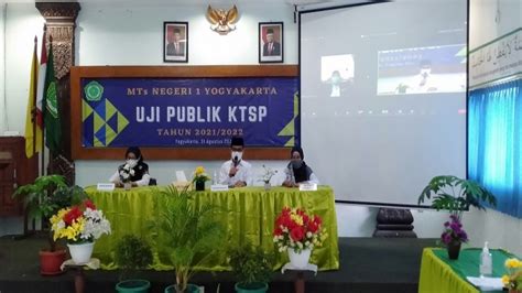 Adakan Pembinaan Guru Dan Pegawai MTsN 1 Yogyakarta Hadirkan Kepala