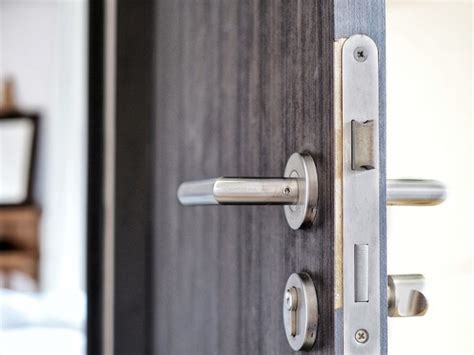 Things to Know Before Installing Security Doors Office - Oasdom