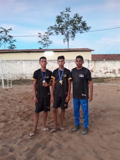 Escola Jos Paulino De Siqueira Bate Recorde De Medalhas E Trof Us Nos