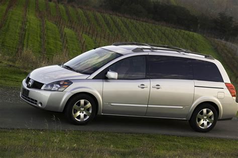 Slammed Nissan Quest