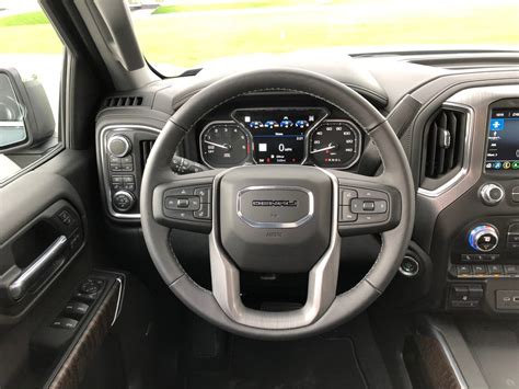 2019 GMC Sierra 1500: 51 Interior Photos | U.S. News