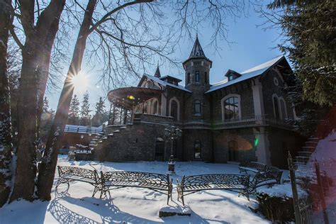 Castelul Stirbey Muzeul Orasului Sinaia Booktes