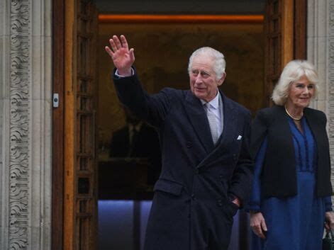 La Reine Camilla Nomm E Membre Honoraire De La Worshipful Company Of