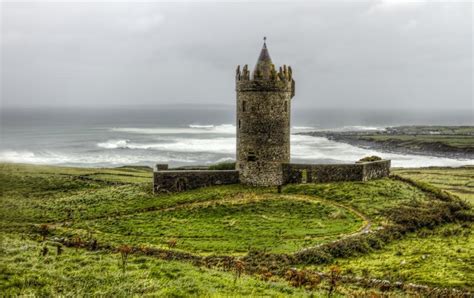 Doonagore Castle | Shutterbug