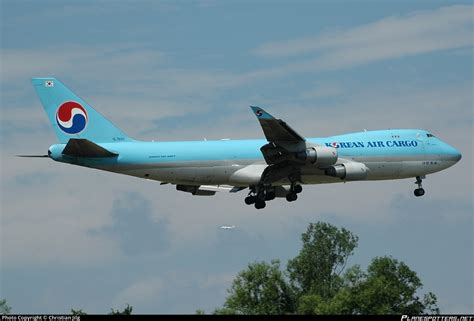 Hl Korean Air Boeing B Erf Photo By Christian Jilg Id