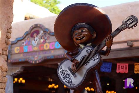 PHOTOS VIDEO Tour The Casa De Coco Restaurant Now Open At Disneyland