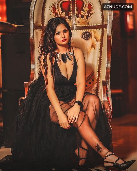 Aabha Paul Sexy Hot Pics Collection October December 2019 AZNude