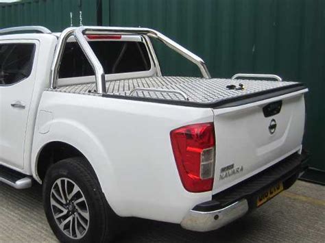 Nissan Navara Np300 Aluminium Tonneau Coversport Bar