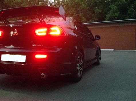 Задние фары — Mitsubishi Lancer X, 1,6 л, 2007 года | стайлинг | DRIVE2